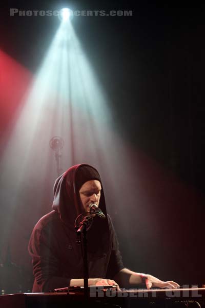 SOHN - 2014-04-19 - PARIS - Point Ephemere - 